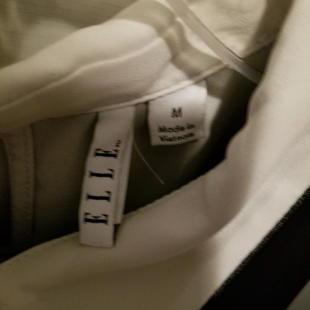 Blouse - Picture 2 of 2